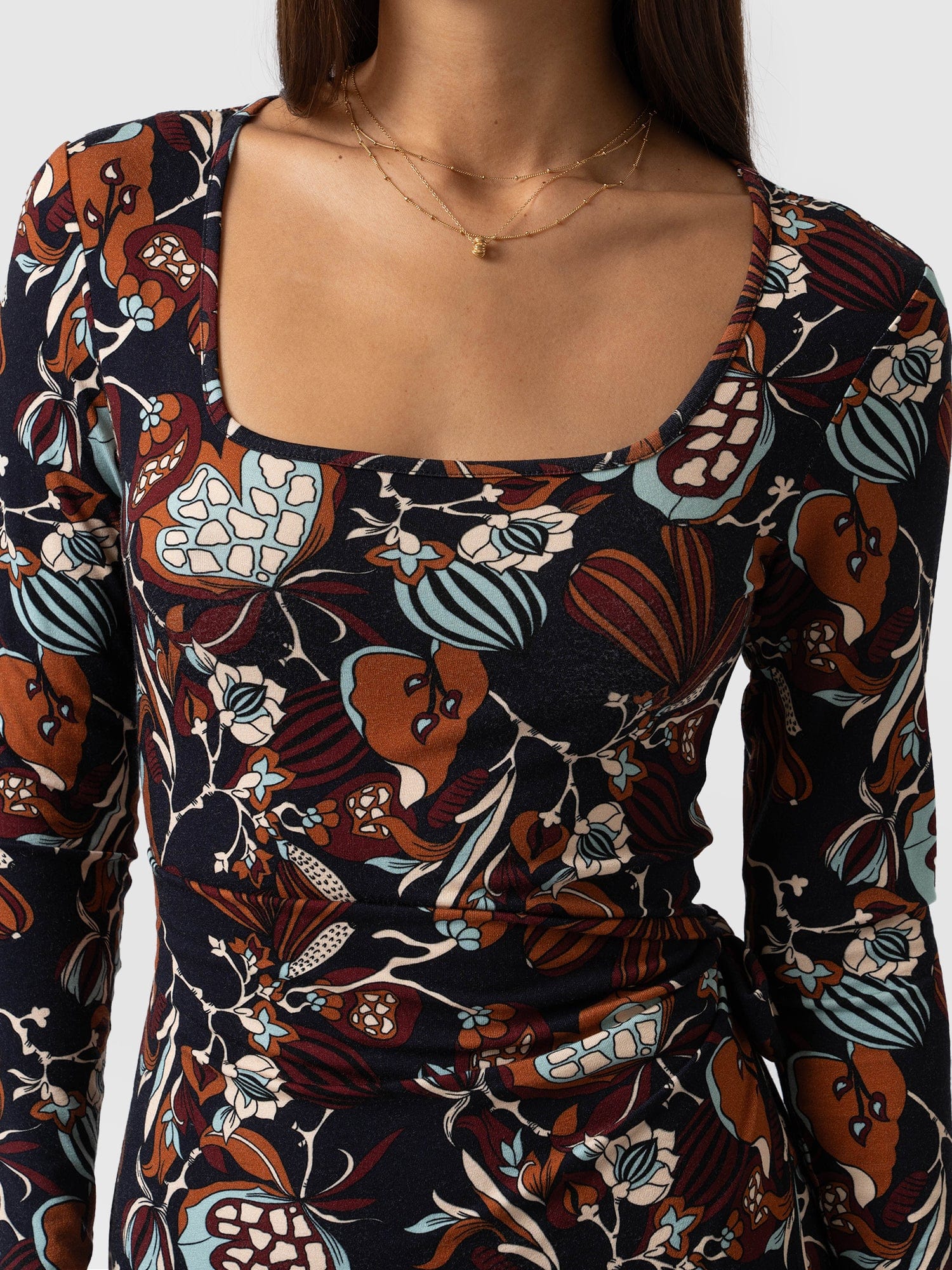 Amelia Wrap Dress 70's Paisley - Women's Dresses | Saint + Sofia® EU